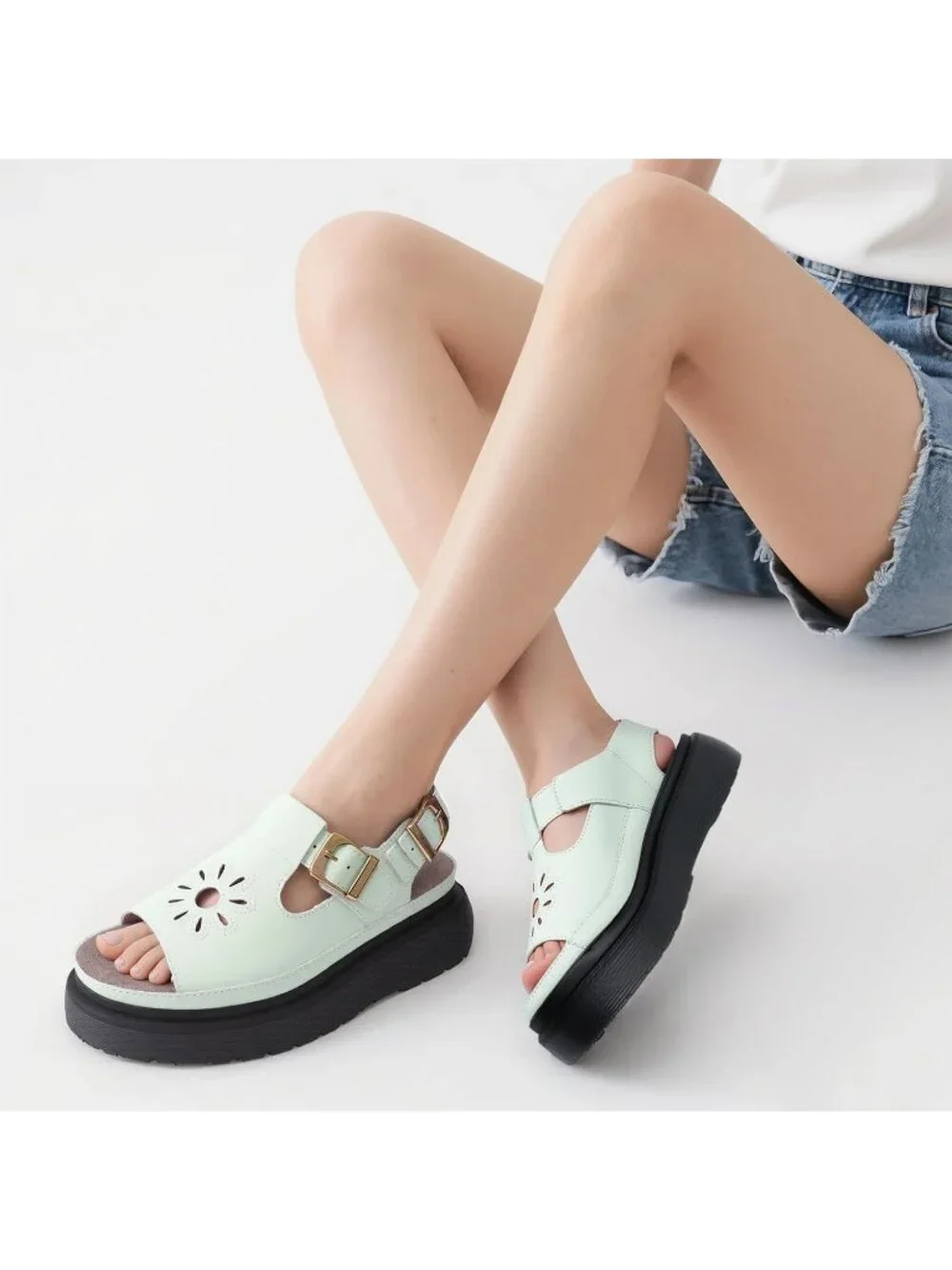 Women's Green Flat Open Toe Flower Decoration Fisherman Platform Sandal Shoes